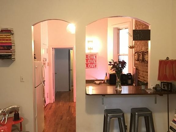 2nd image of 144 W 10th St APT 4