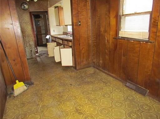 4th image of 1607 E Madge Ave