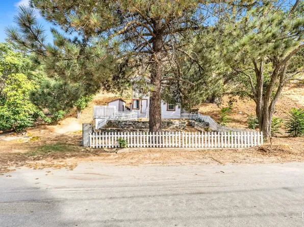 432 South Dr, Lebec, CA 93243