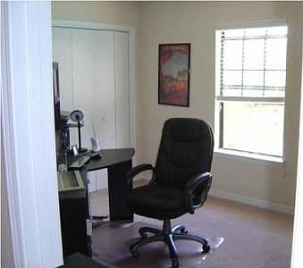 4th image of 493 Managua Way