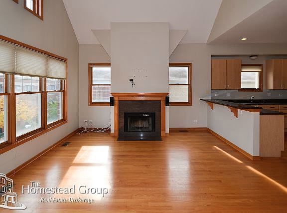 5th image of 3336 N Clifton Avenue # Fl 3rd