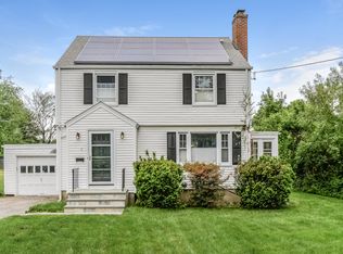 63 Leonard Pl, Trumbull, CT 06611