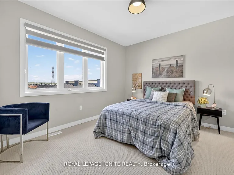 235 Port Darlington Rd — Photo 33