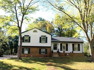 6218 Coach Hill Ln, Charlotte, NC 28212