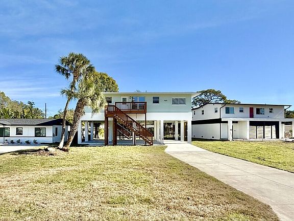 2nd image of 4869 Venetian Blvd NE