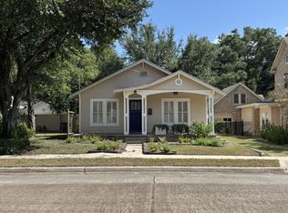 704 W Power Ave, Victoria, TX 77901