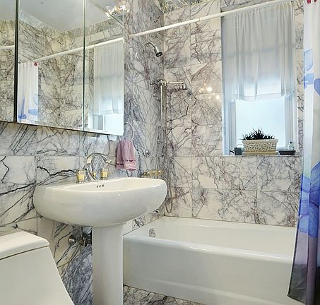 5th image of 637 41st St APT 2B