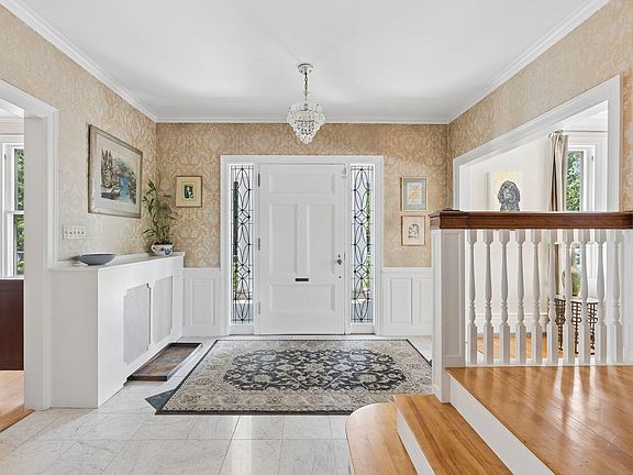 5th image of 141 William Street
