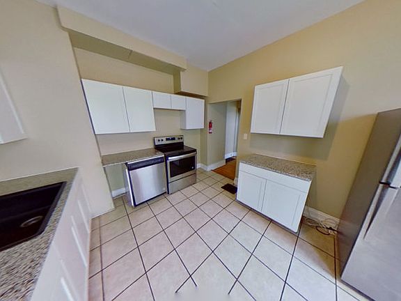 5th image of 305-307 E 19th Ave