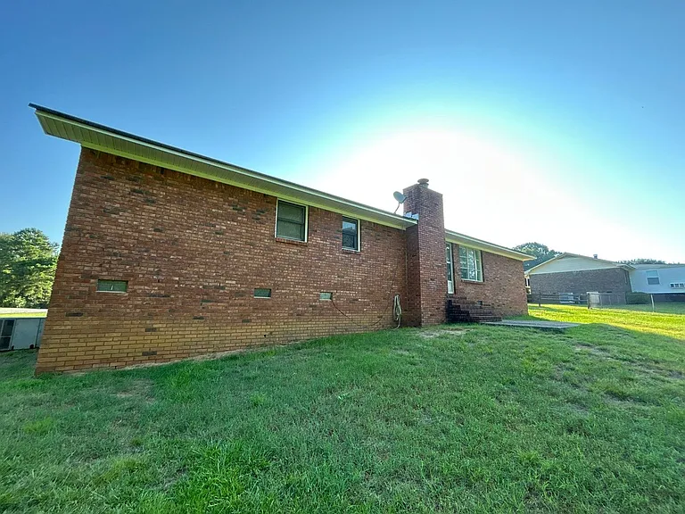 5722 Whisperwood Dr — Photo 16