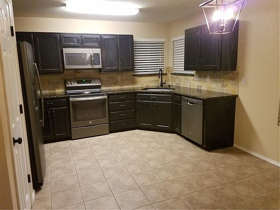 4th image of 603 Whitefish Dr