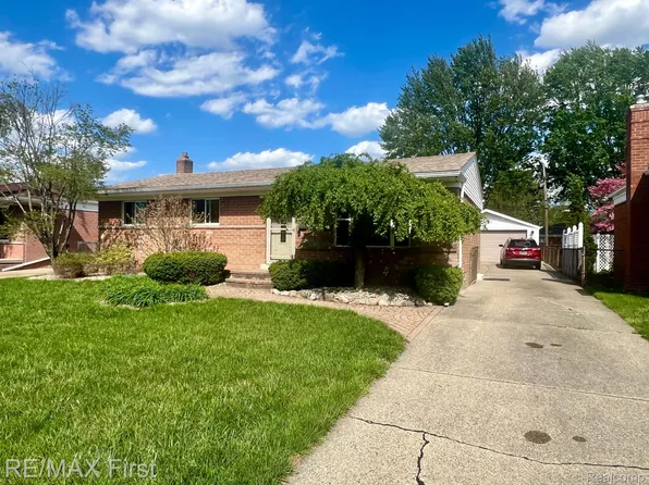 28472 Patricia Ave, Warren, MI 48092