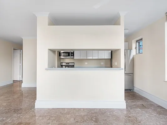 Sold by Sotheby's International Realty | media 3