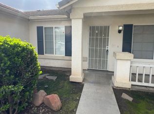 1729 Mount Whitney Ave, Tulare, CA 93274