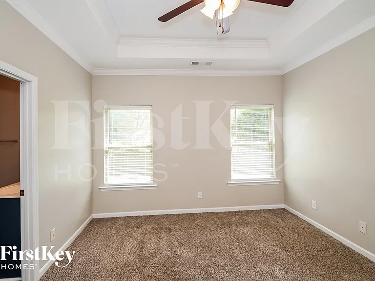 8229 Owen Park Dr — Photo 8