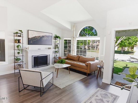 4th image of 37115 Zinnia St