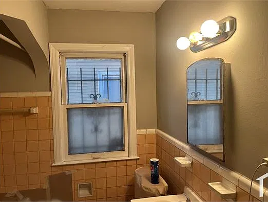 2 bed, 800 sqft, $1,400 — Photo 2