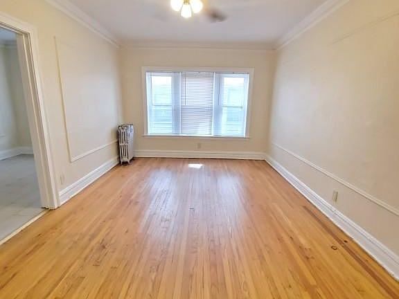 2nd image of 5465 S Everett Ave APT 206