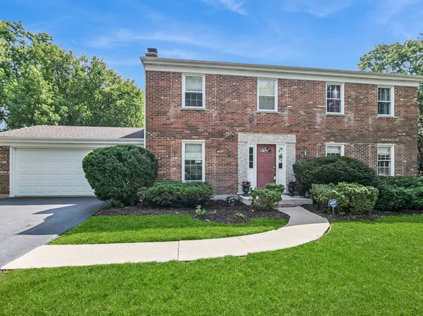 3933 Cumnor Rd, Downers Grove, IL 60515