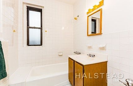 5th image of 2475 Palisade Ave APT 3C