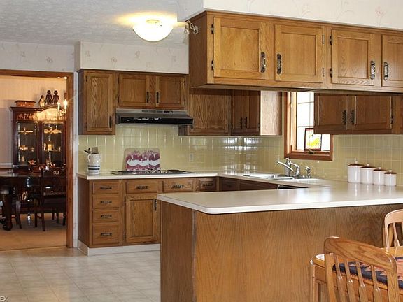 4th image of 4202 Diane Dr