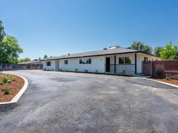 2064 Ashlan Ave, Clovis, CA 93611