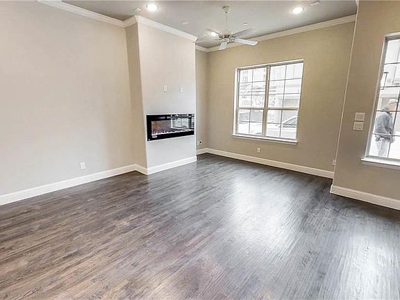 4th image of 2920 Sheridan Dr