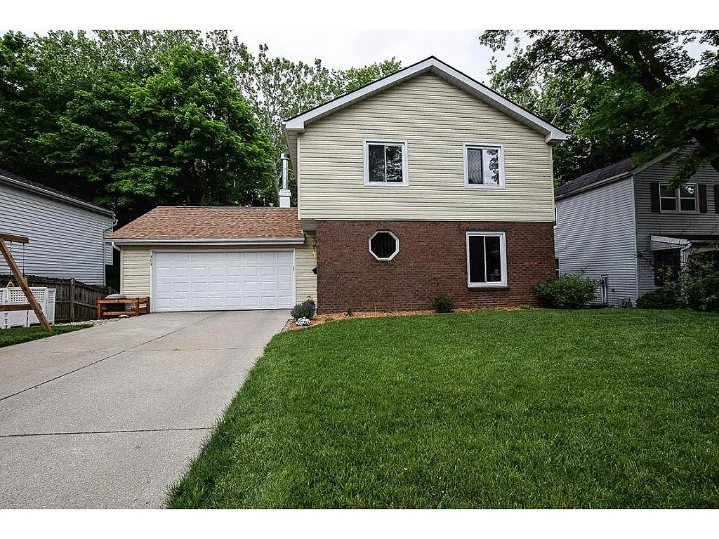 363 Hackberry Pl photo 1