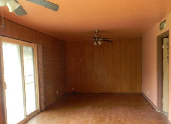 4th image of 4934 Toulon St
