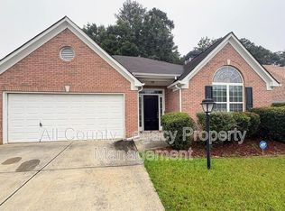 2803 Newtons Crest Cir, Snellville, GA 30078