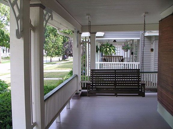 4th image of 1635 Woodward Ave