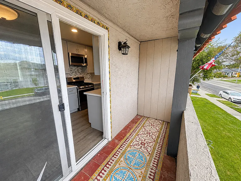 Casa Madrid Apartments — Photo 41