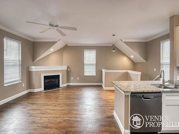 5th image of 1493 Chambers Rd