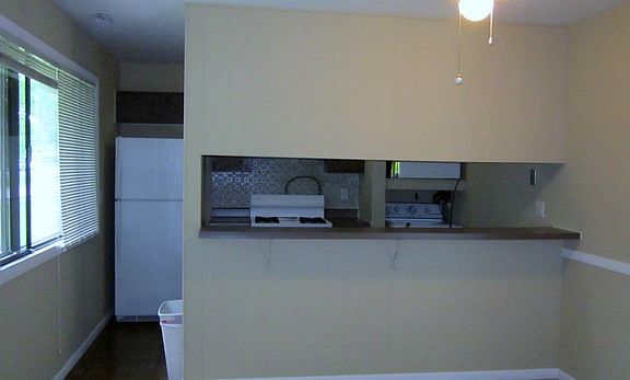 3rd image of 6873 Fillmore Dr #6873