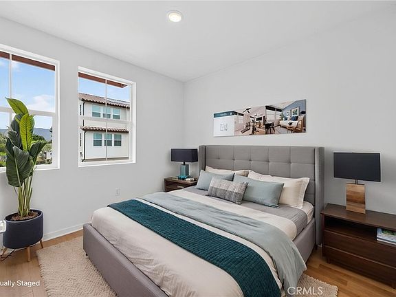 2nd image of 457 Paradiso Pl