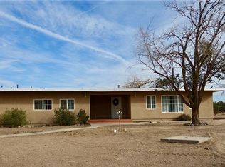 10740 Smoke Tree Rd, Oak Hills, CA 92344