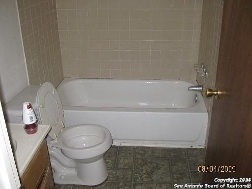 2nd image of 265-267 ROSEBUD LN