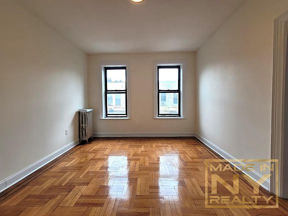 3rd image of 3149 29th St APT B11