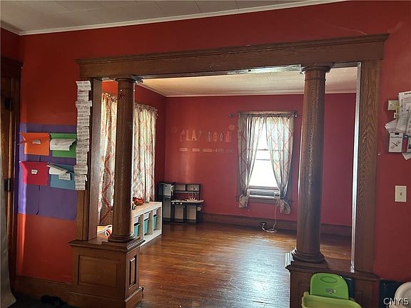 5th image of 203 Chemung St
