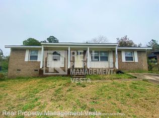 4190 W Oak Dr, Macon, GA 31210