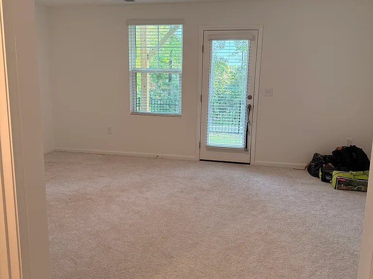 3611 Elm Grove Ln — Photo 3