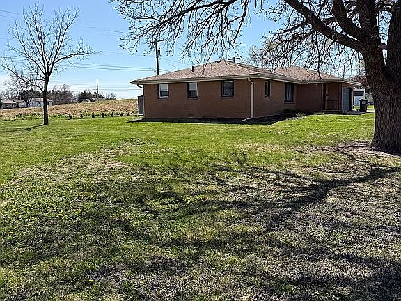 2nd image of 1505 Minden Dr