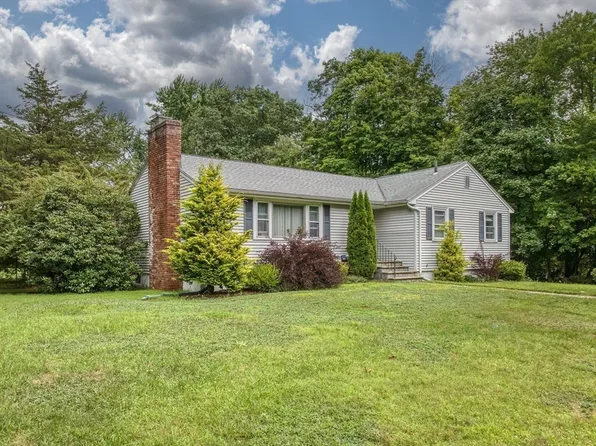 2 Sweetwater Ave, Bedford, MA 01730