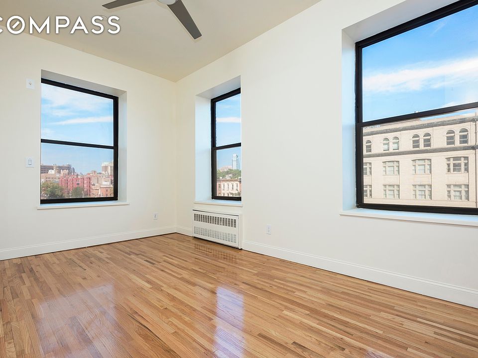 2nd image of 29 Tiffany Pl APT 4A