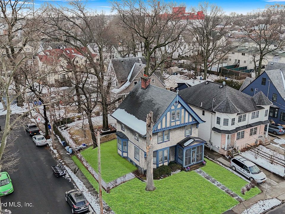 1st image of 112 Norwood Ave