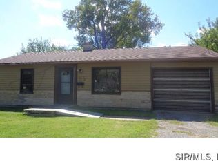 38 Saint Columba Dr, Cahokia, IL 62206