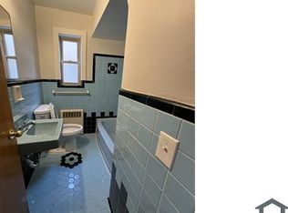 3565 Carmel Ter APT 1, Cincinnati, OH 45211