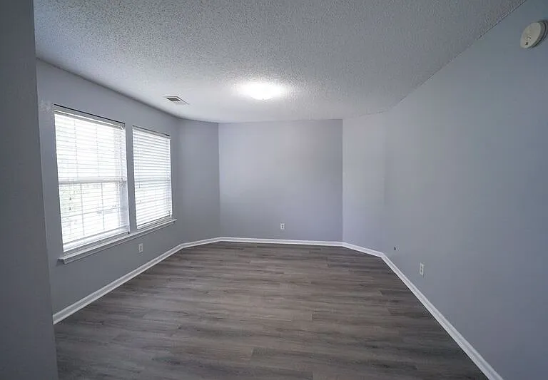 8 Willow Lakes Dr — Photo 15