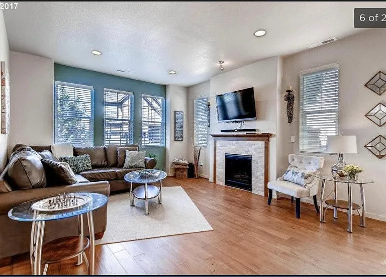 16986 SW 134th Ter — Photo 8