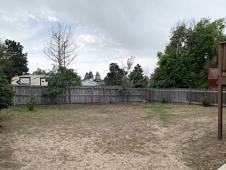 6087 Del Rey Dr — Photo 35
